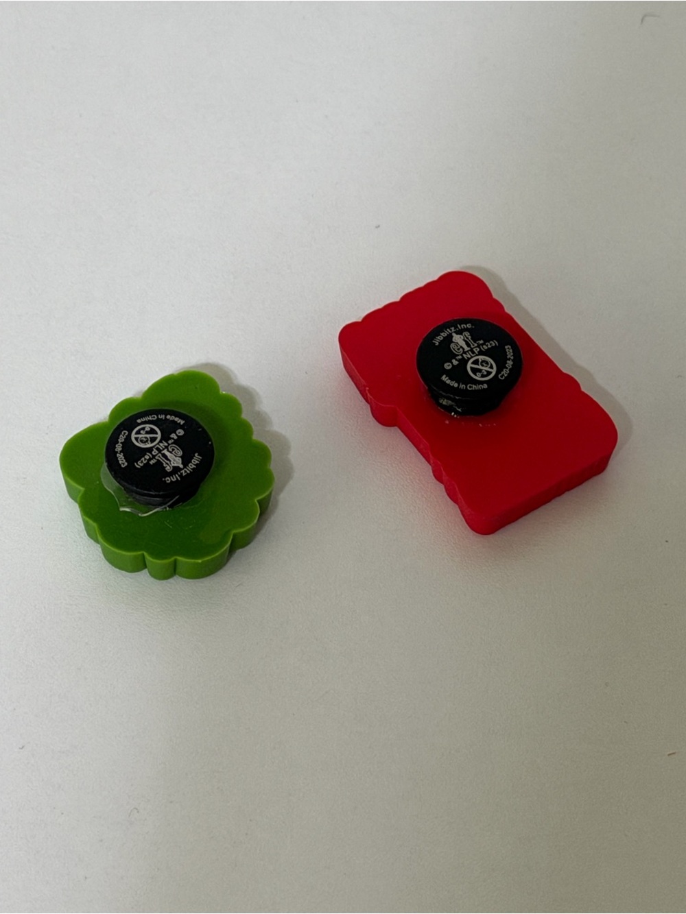 CROCS “Elf” Jibbitz Charms - Son of a Nutcracker & Cotton-Headed Ninnymuggins - Picture 4 of 4
